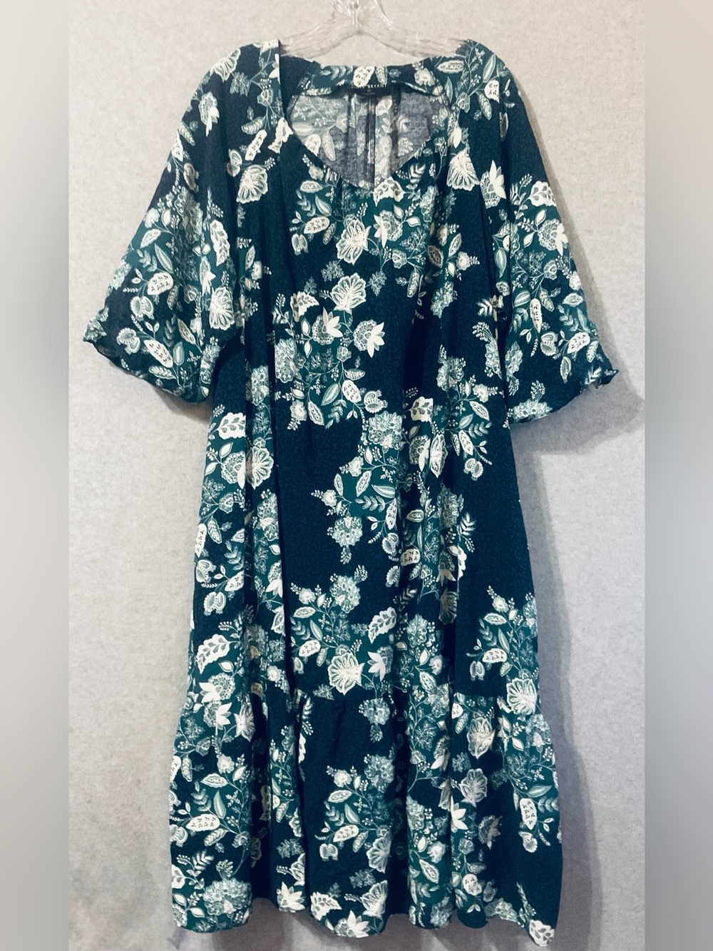 Lane Bryant women's  Dark Teal Floral Tiered Dress,Bubble Hem Sleeve SZ 18P